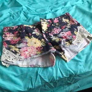 Floral Shorts!